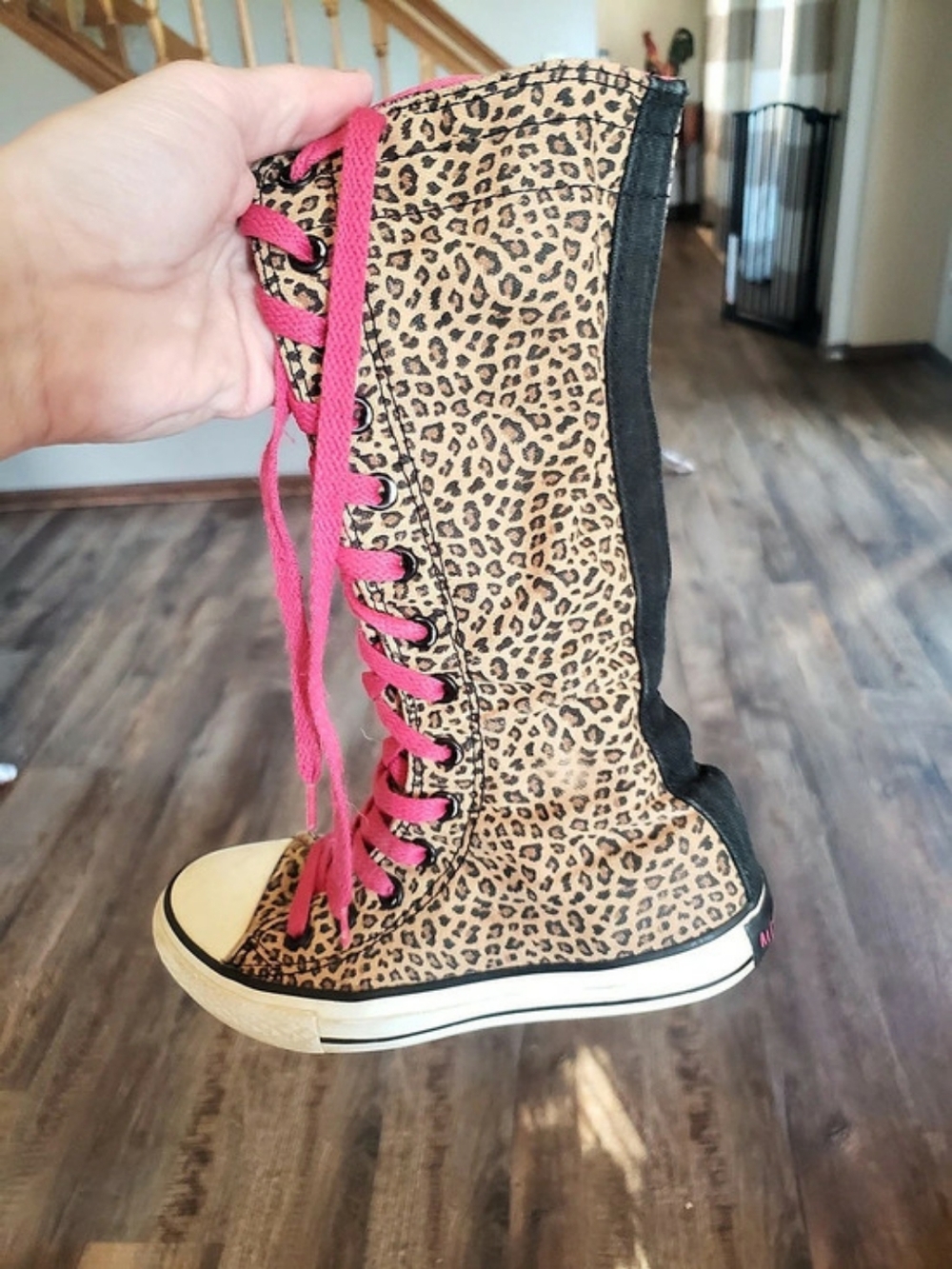 Converse Chuck Taylor All Star XX-Hi Leopard Sneakers